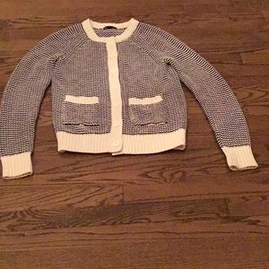 Gap tweed cardigan. 7 buttons.